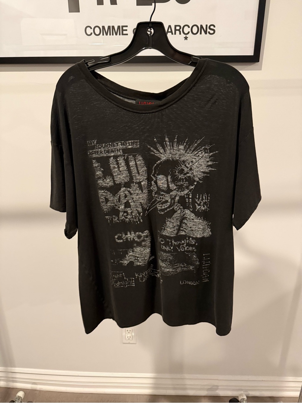LU’U Dan Thrash Graphic T Shirt